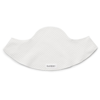 bib-for-baby-carrier-mini-031121-babybjorn_1.jpg