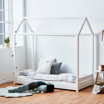 house bed_02_qvz8xc.jpg