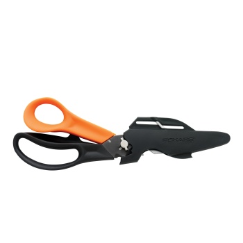 fiskars_mitmeotstarbelisedkäärid.jpg