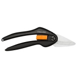 Fiskars SingleStep universaalsed aiakäärid, sakilise servaga SP28 