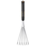 Fiskars Xact väike reha