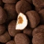 Caramel-Filled-Mallows-Double-chocolate-skumfiduser-Closeup.webp
